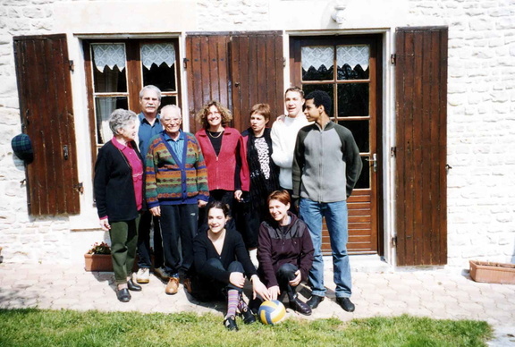 gege 001