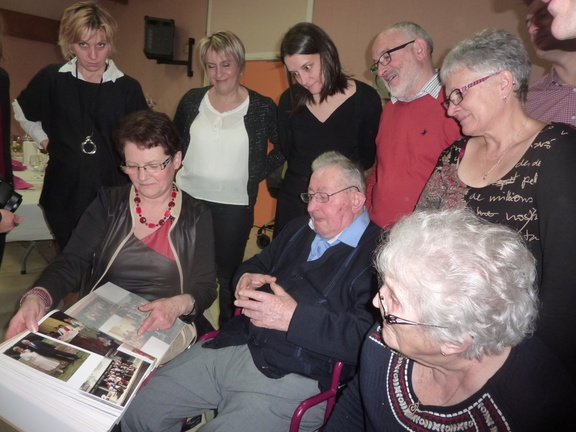 P1320313 (Personnalisé) (37 visits) P1320313 (Personnalisé)