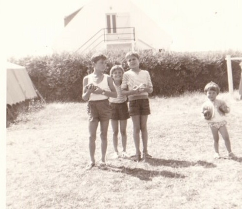 1966 enfantsCamping (Grand)